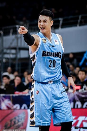 2017cba全明星杨健采访翟晓川，翟晓川享职业生涯和球场经验  第2张